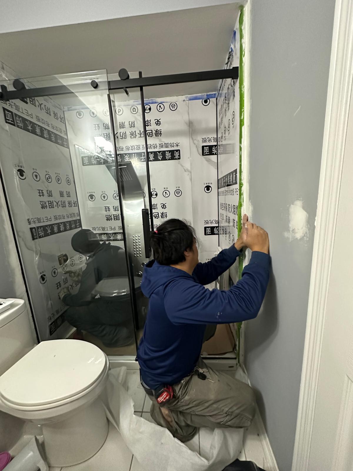 Modern bath makeovers with bespoke vanities, storage, and fixtures.